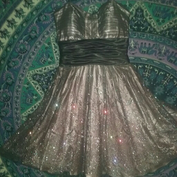 Pretty In Pink😘 Size 1/2 pink & brown Minidress - Picture 2 of 8